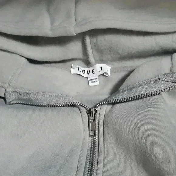 Love J short set - Picture 2 of 10